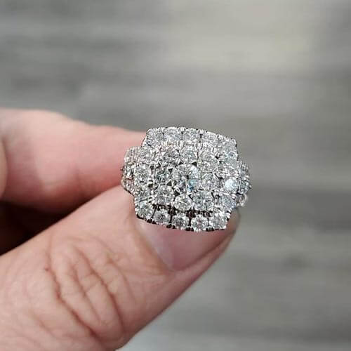 DIAMOND HALO RINGS AT MARKS JEWELRY CO